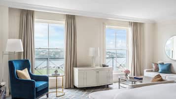 Habitación ejecutiva, 1 cama King size, vista al puerto | Ropa de cama de alta calidad y caja de seguridad en la habitación