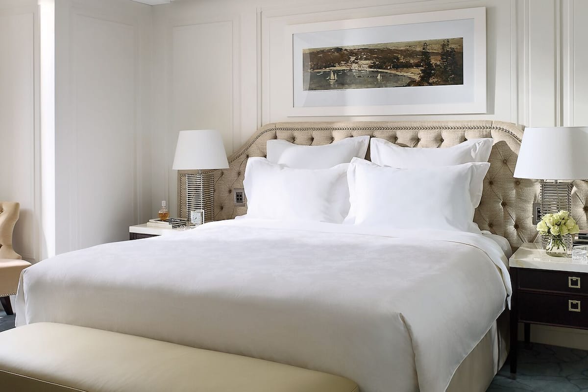 Literie de qualité supérieure, coffres-forts dans les chambres, bureau