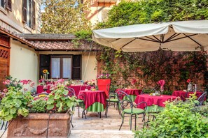 Terrace/patio - Hotel Rome Garden (Rome)