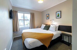 Superior Apartment, 1 Bedroom | Premium bedding, laptop workspace, iron/ironing board, travel crib - Ripple Rotorua (Rotorua)