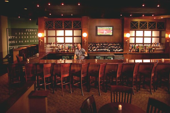2 bars/lounges, sports bar, rooftop bar