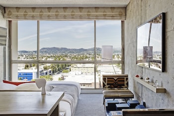 Hypo-allergenic bedding, down comforters, in-room safe, desk at The LINE Hotel