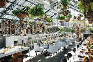 Restaurant - The LINE Hotel (Los Angeles)