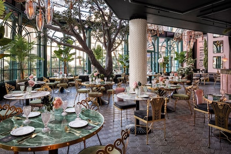 Restaurant. Flamingo Las Vegas Hotel & Casino