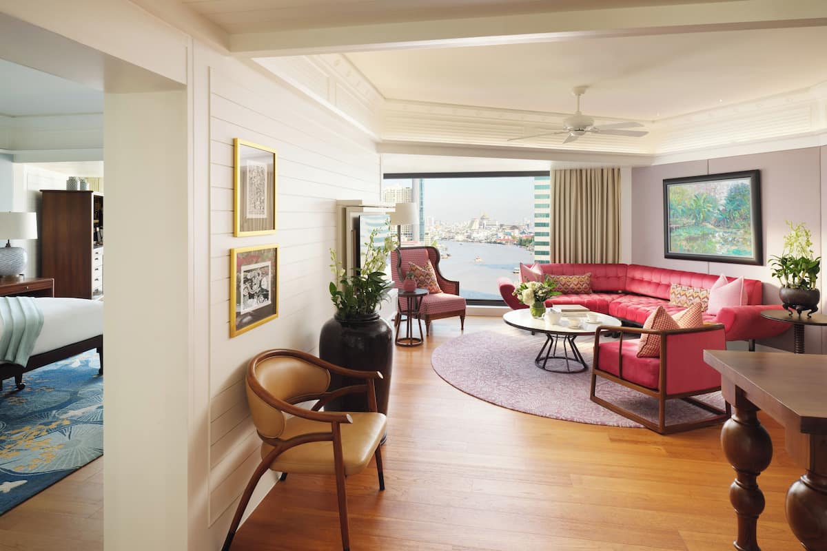 Premium bedding, down duvets, minibar, in-room safe