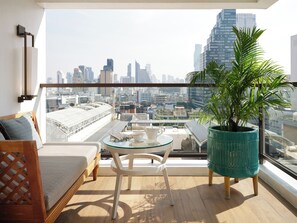 Mandarin, Room, 1 King Bed | View from room