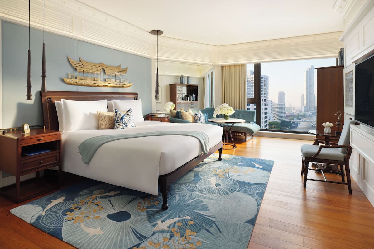 Deluxe Premier Room King | Premium bedding, down comforters, minibar, in-room safe