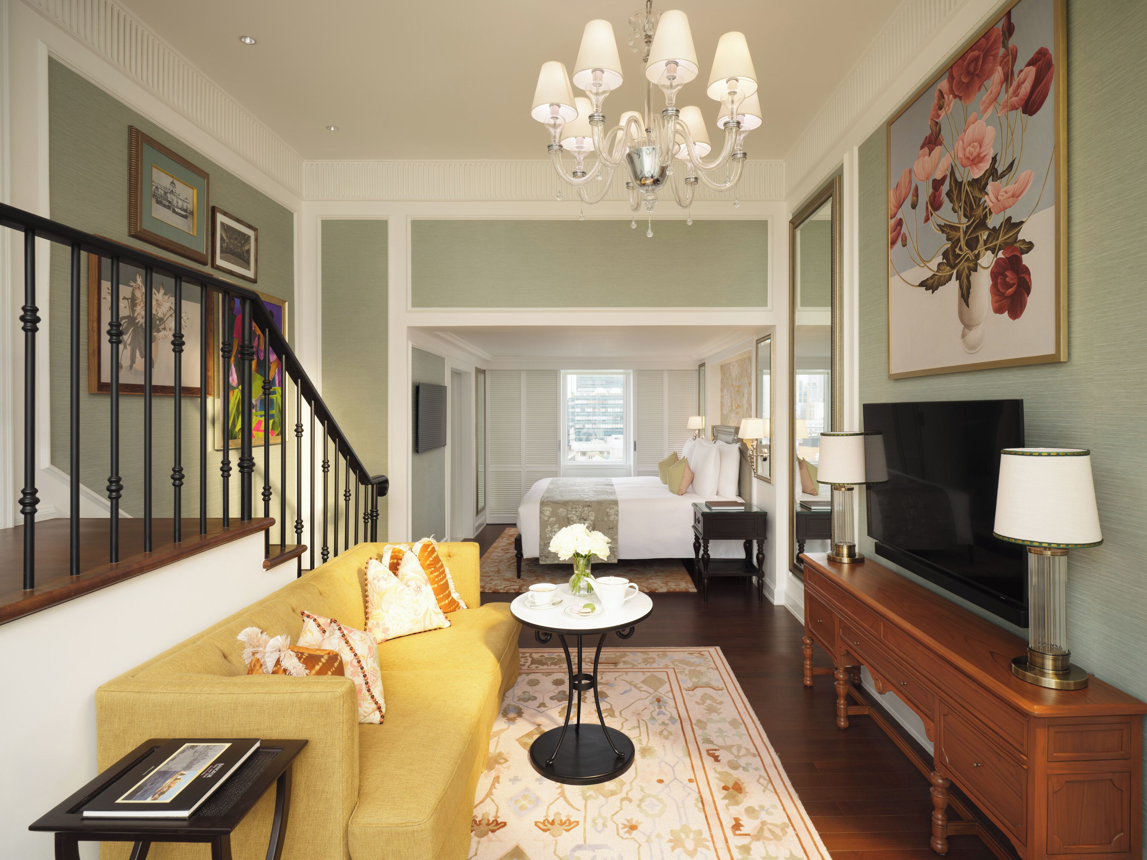 Chao Phraya room King | Sengetøy av topp kvalitet, dundyner, minibar og safe på rommet