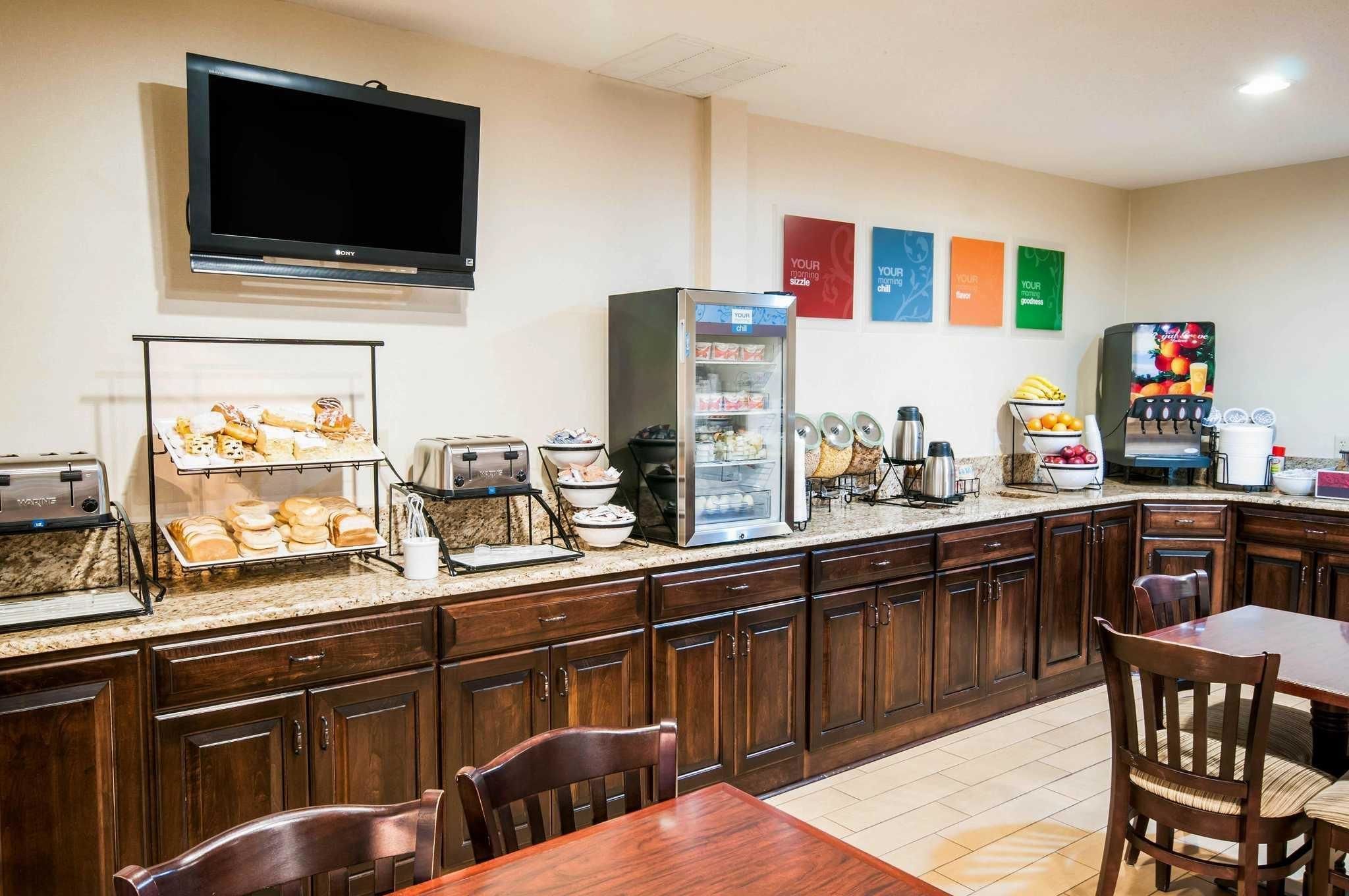 free daily on-the-go breakfast