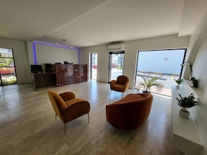 Lobby - Comfort Inn Near Hollywood Walk of Fame (Hollywood)