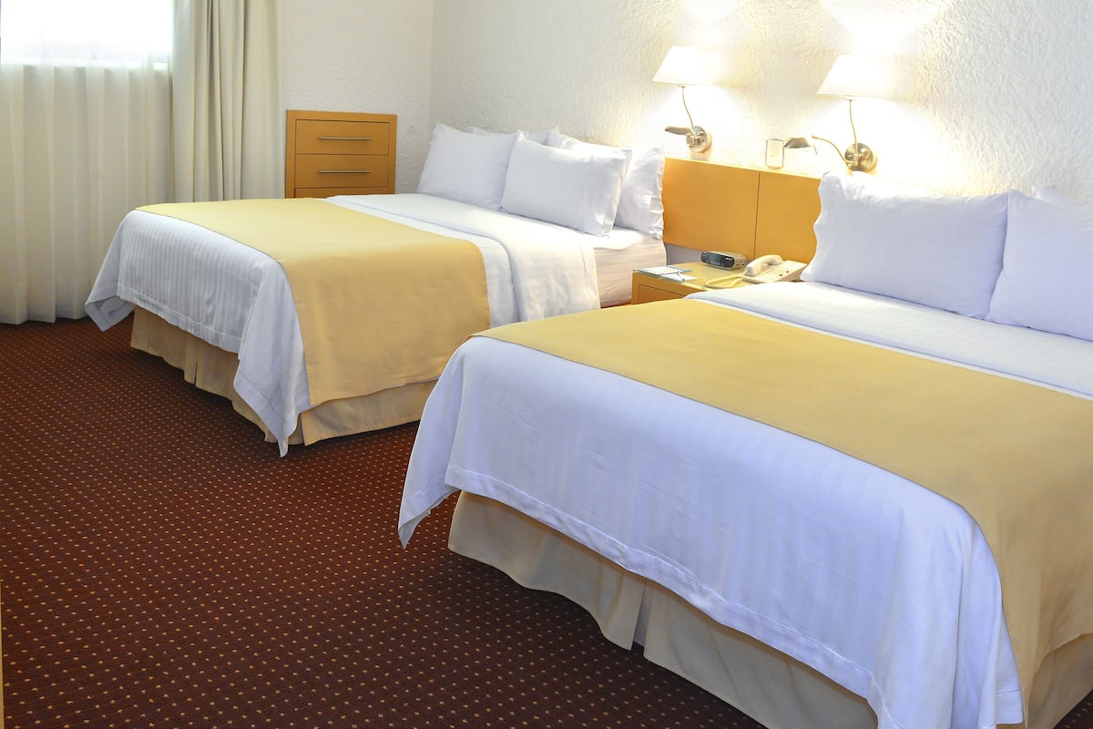 In-room safe, desk, laptop workspace, iron/ironing board