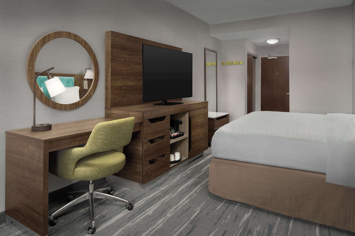 desk, blackout curtains, iron/ironing board, free wifi