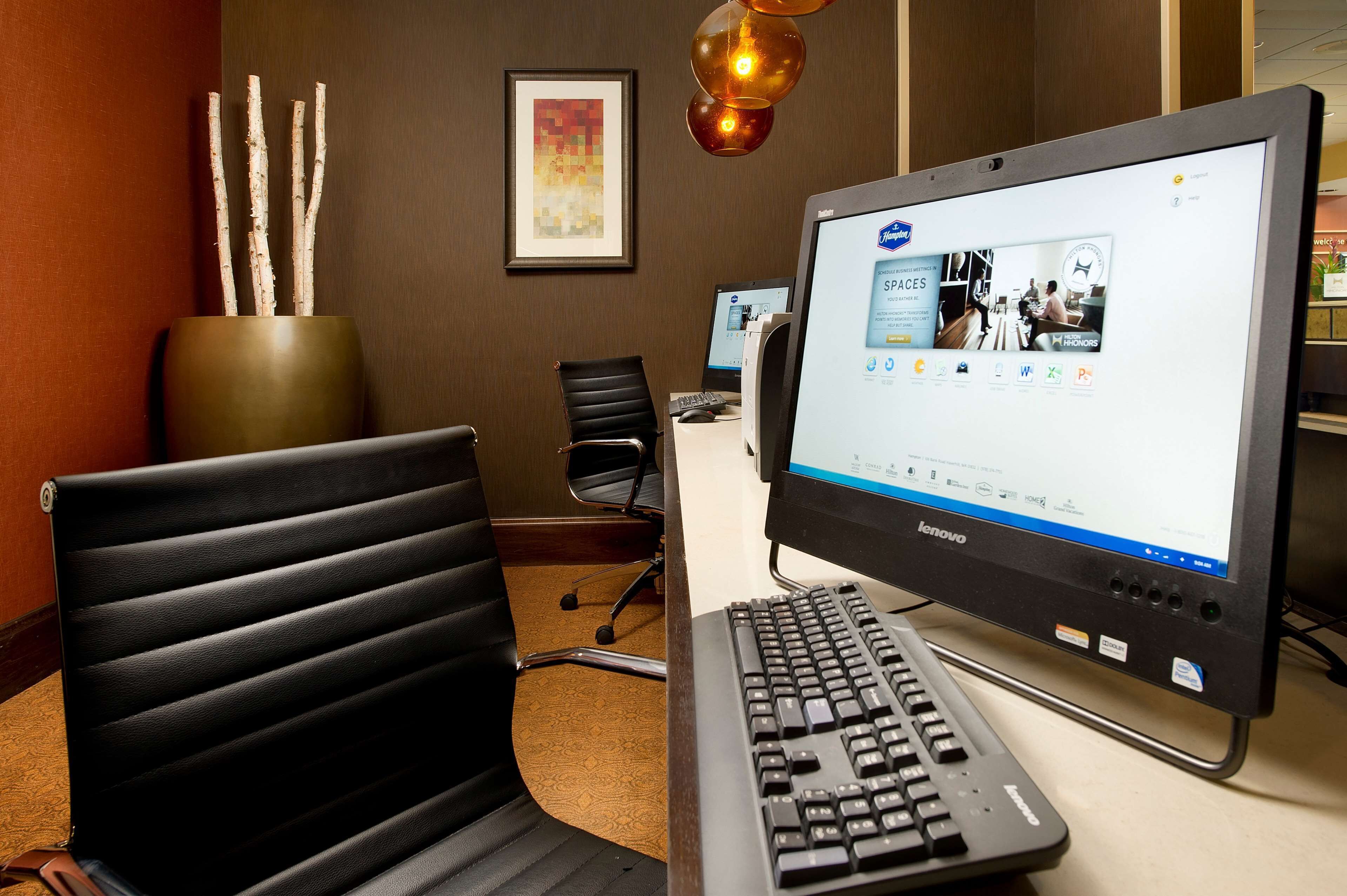 Trung tâm hành chính, văn phòng