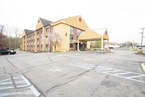Garden - Quality Inn Cromwell - Middletown (Cromwell)