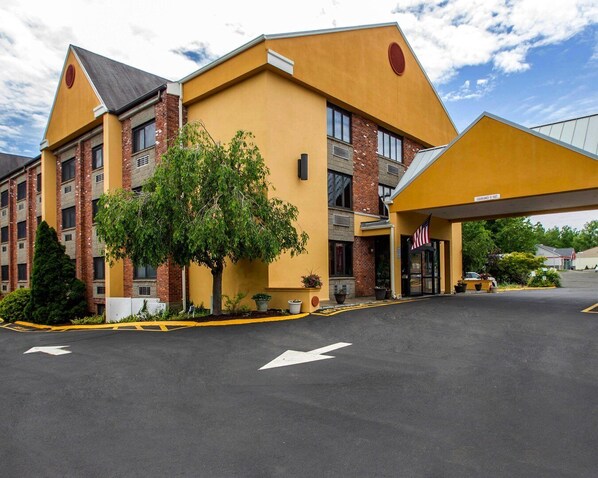 Front of property - Quality Inn Cromwell - Middletown (Cromwell)