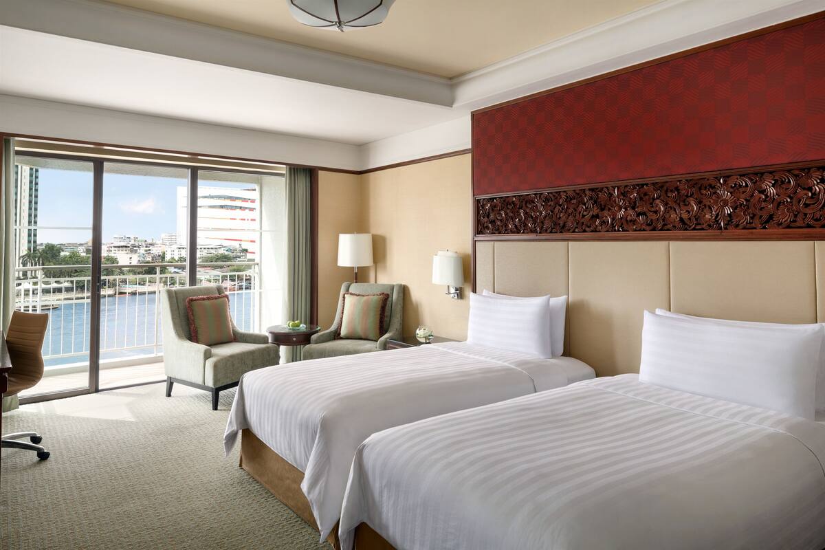Shangri-La Wing, Deluxe Balcony Room, 2 Twin Beds | Room amenity