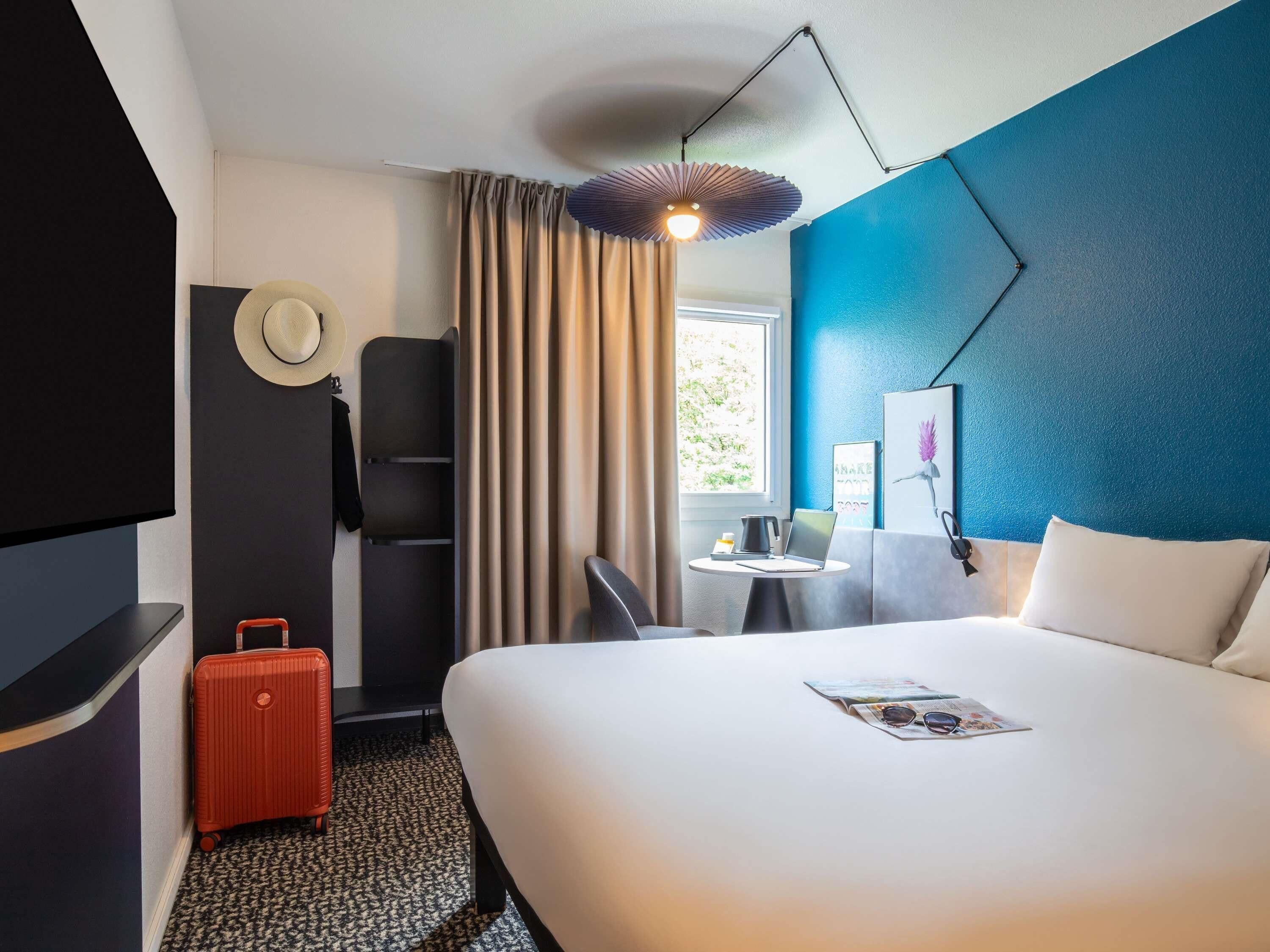 Standaard kamer, 1 tweepersoonsbed | Luxe beddengoed, een bureau, een laptopwerkplek