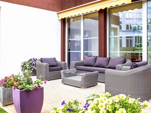 ガーデン ビュー、毎日営業