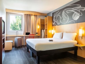 Premium Room, 1 Double Bed (Forest view) | Premium bedding, desk, laptop workspace, blackout drapes