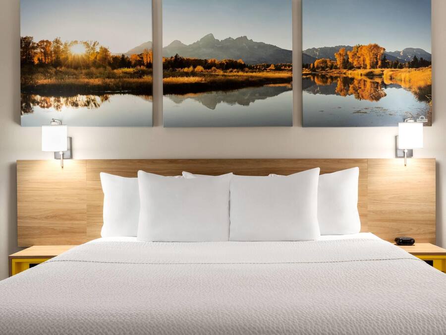 Fer et planche à repasser, accès au Wi-Fi (inclus), literie fournie