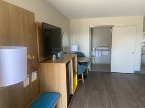Room, 2 Queen Beds, Non Smoking (Mobility, Bathtub w/Grab bars) | Living area