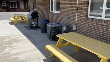 BBQ/picnic area