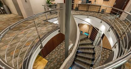 Holiday Inn Perth City Centre by IHG