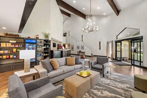 Lobby - Best Western Plus Eagle/Vail Airport (Eagle)