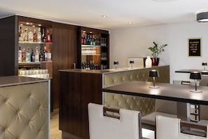 Bar (on property) - Hotel Rathauspark Wien - Handwritten Collection  (Vienna)