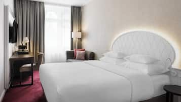 Superior Room, 1 King Bed