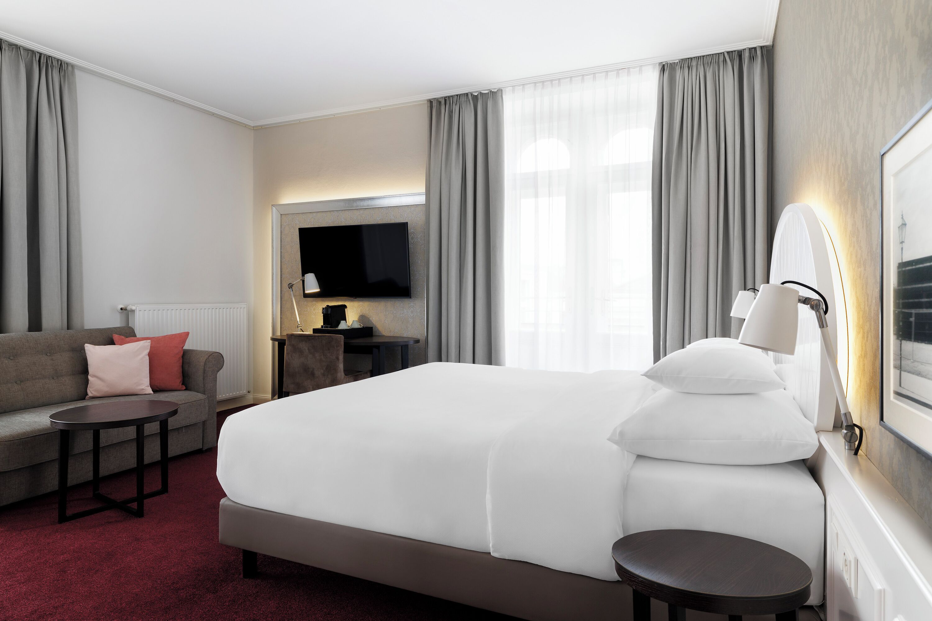 Deluxe Room, 1 King Bed