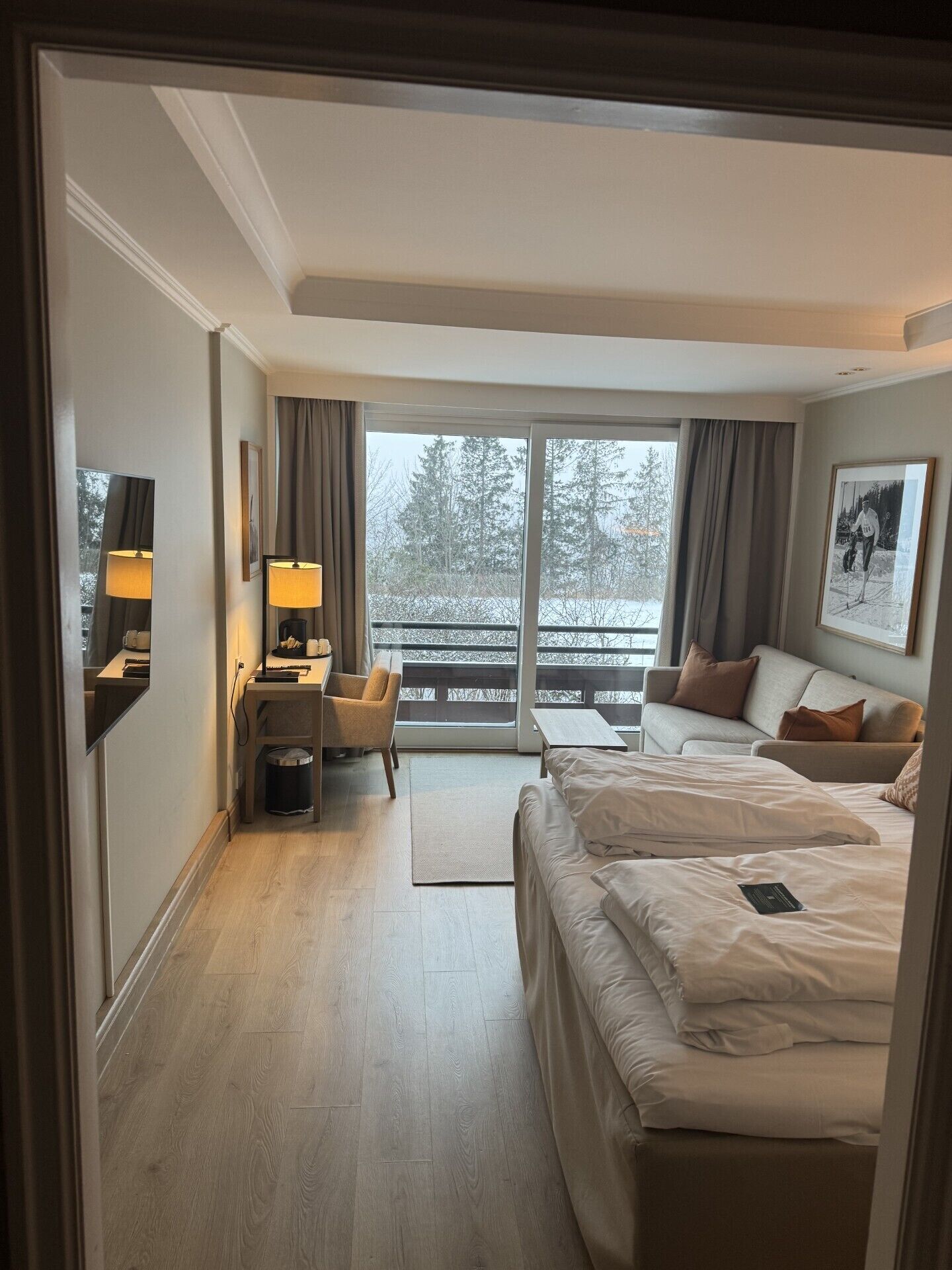 Superior Double Room, 1 King Bed | Soundproofing, bed sheets