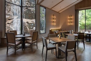 Daily buffet breakfast (NOK 225 per person) - Scandic Holmenkollen Park (Oslo)