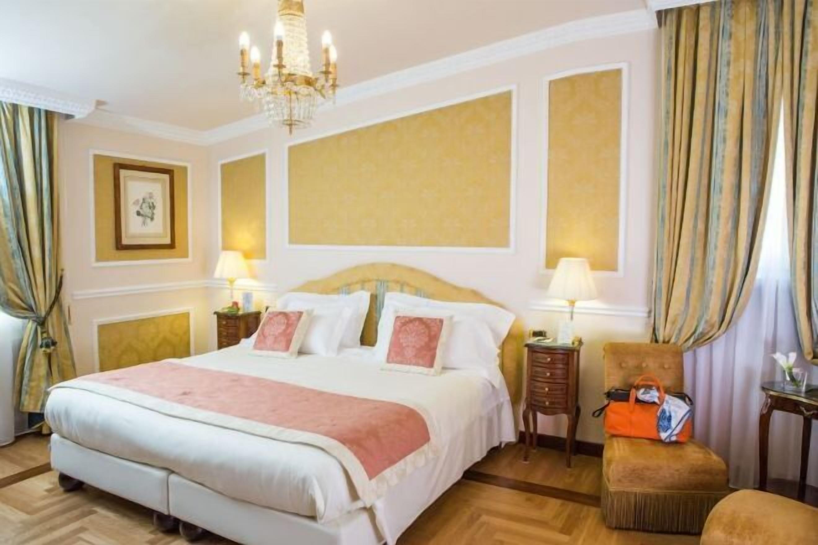 Premium bedding, minibar, in-room safe, desk