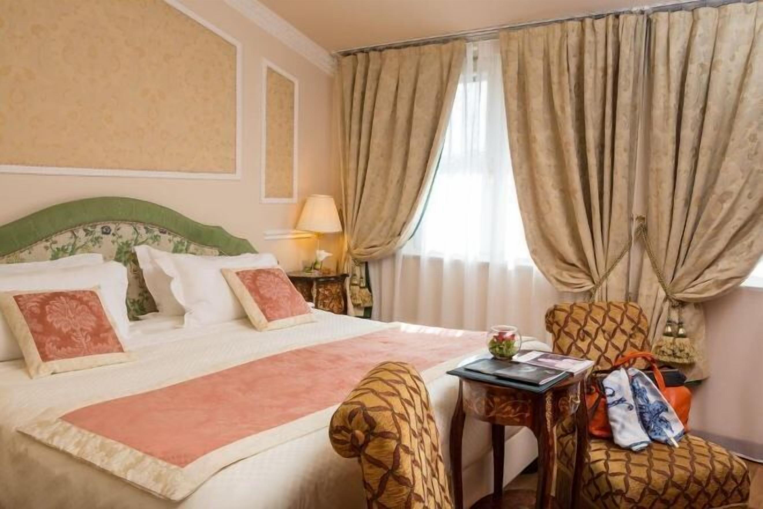 Premium bedding, minibar, in-room safe, desk