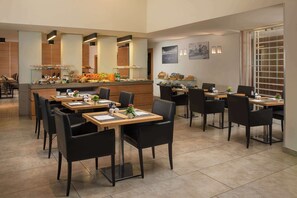 Daily buffet breakfast for a fee