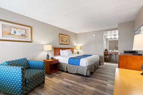 Room, 1 Queen Bed, Accessible, Non Smoking | Desk, iron/ironing board, free WiFi, bed sheets. Travelodge by Wyndham Pueblo