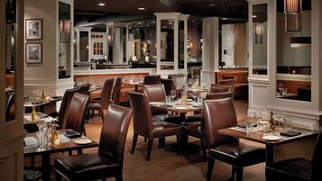 Daily full breakfast (USD 14.50 per person)