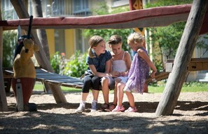 Children’s play area – outdoor