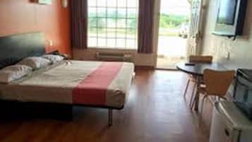 Free cribs/infant beds, free WiFi, bed sheets