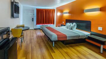 Berços grátis, Wi-Fi de cortesia, roupa de cama