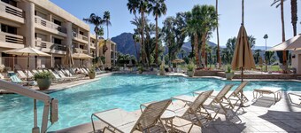 Indian Wells Resort Hotel