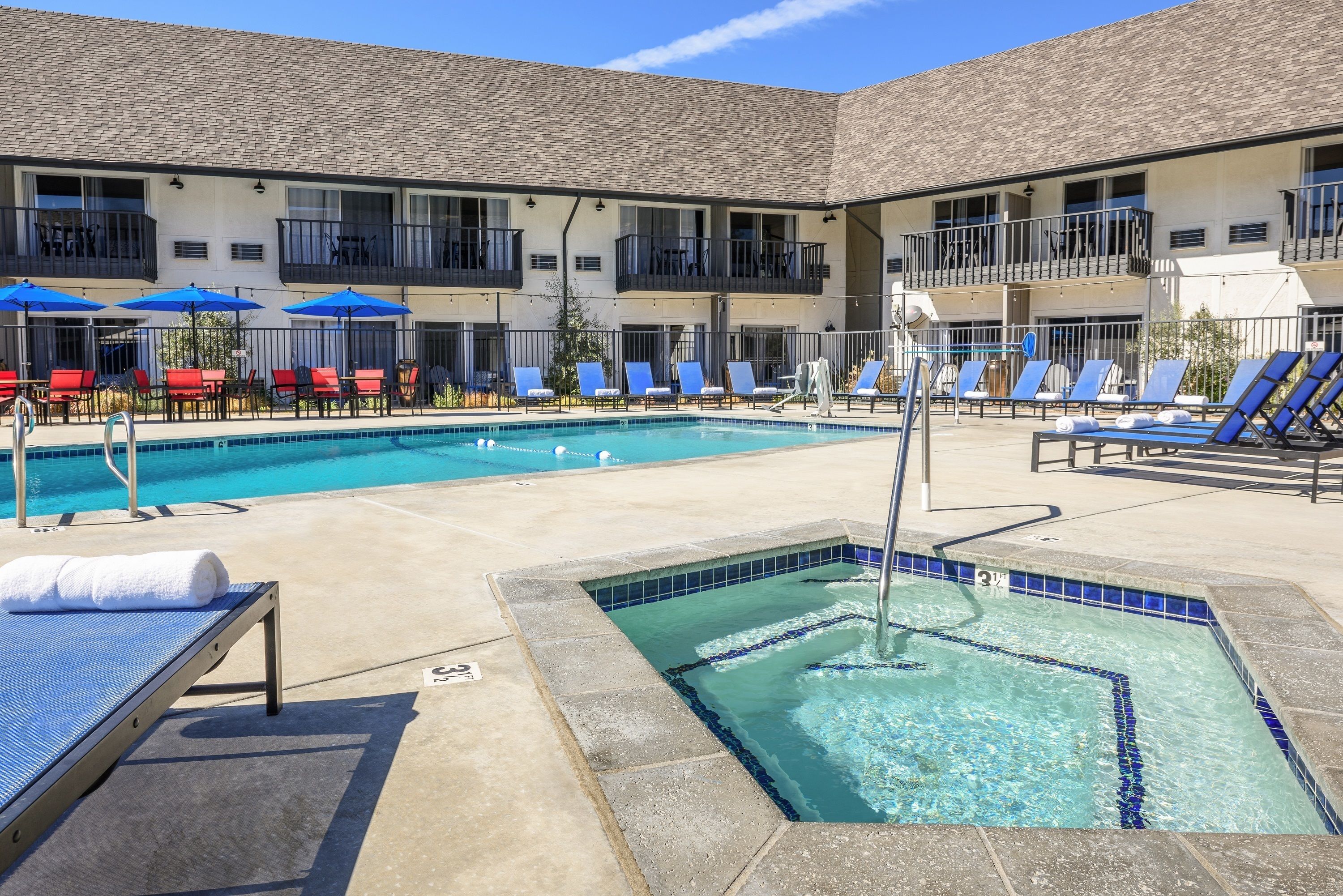 Outdoor pool, open 10:00 AM to 10:00 PM, free pool cabanas