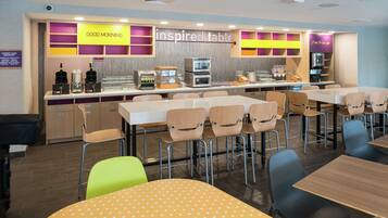 Desayuno buffet incluido todos los días