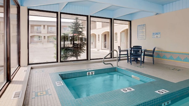 室外 SPA 浴缸
