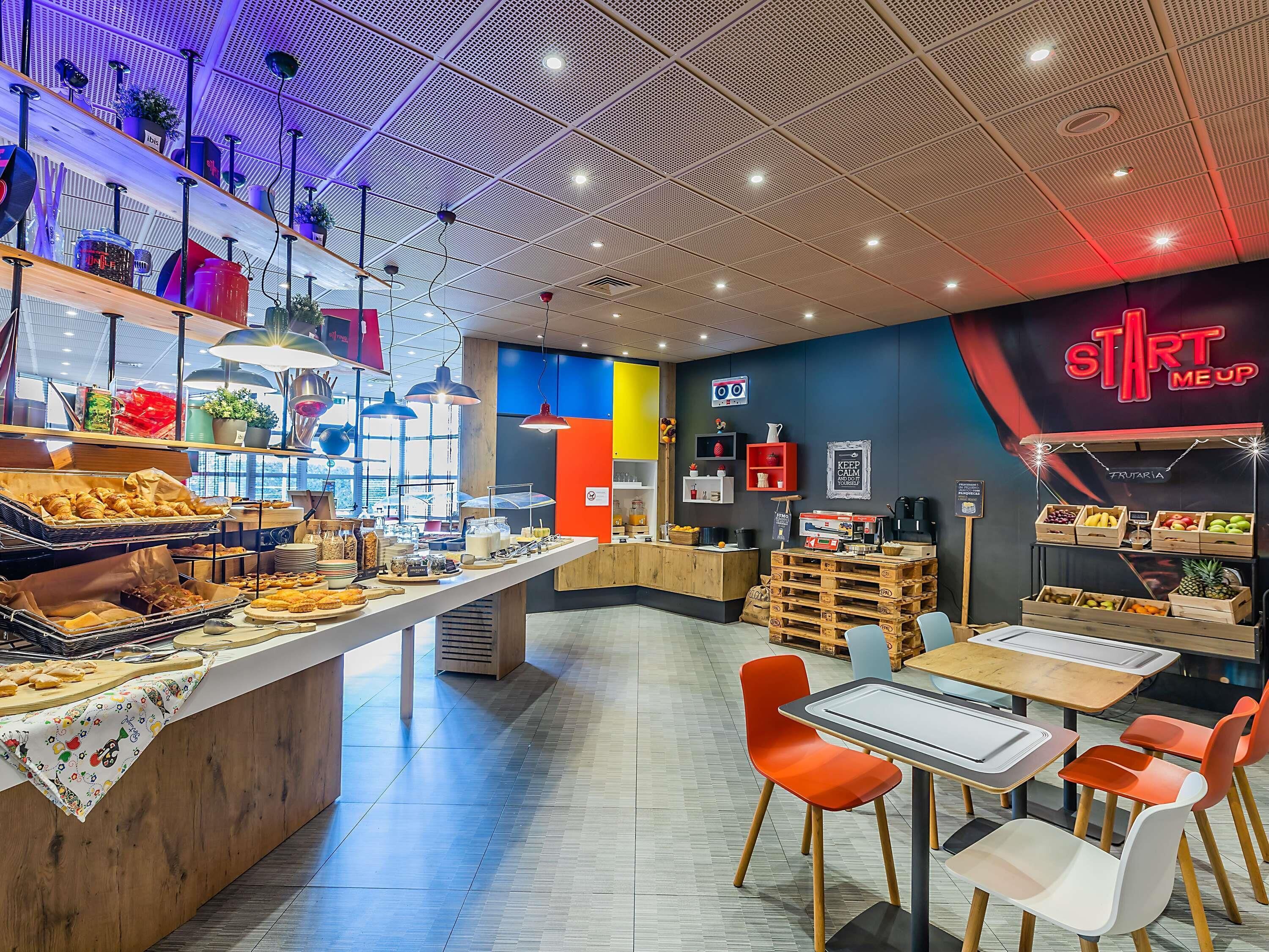 Daily buffet breakfast (EUR 10.90 per person)