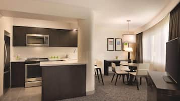 Premium bedding, pillow-top beds, in-room safe, desk