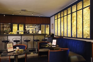 Bar (on property) - Intercityhotel Stuttgart (Stuttgart)