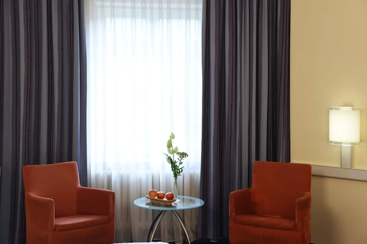 Minibar, desk, soundproofing, free cots/infant beds