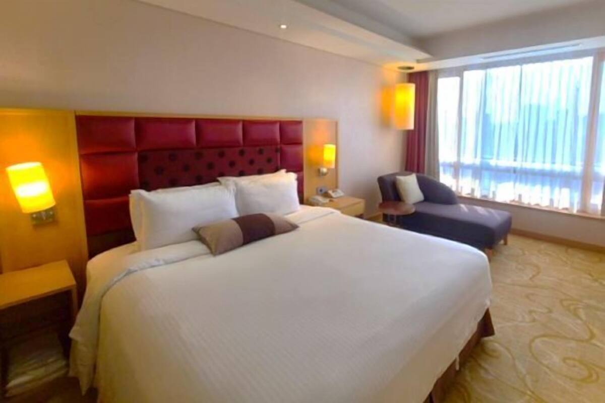 1 bedroom, premium bedding, in-room safe, individually decorated